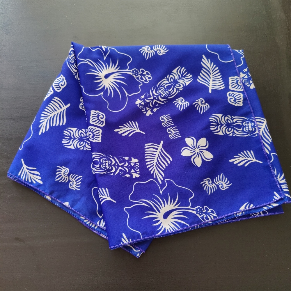 Long, wide Tiki theme scarf or wrap | La Leela